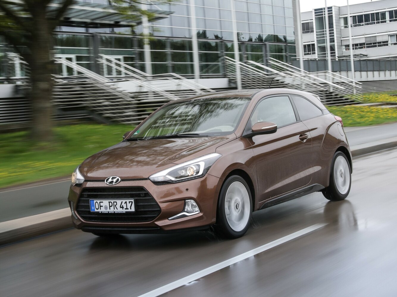 i20