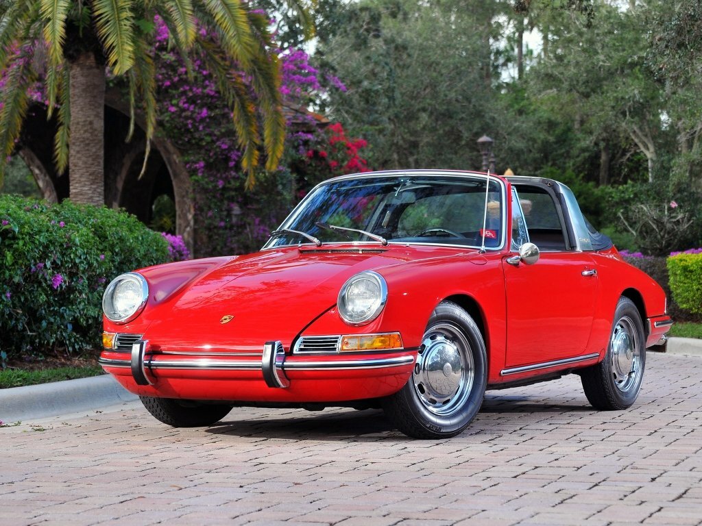 911