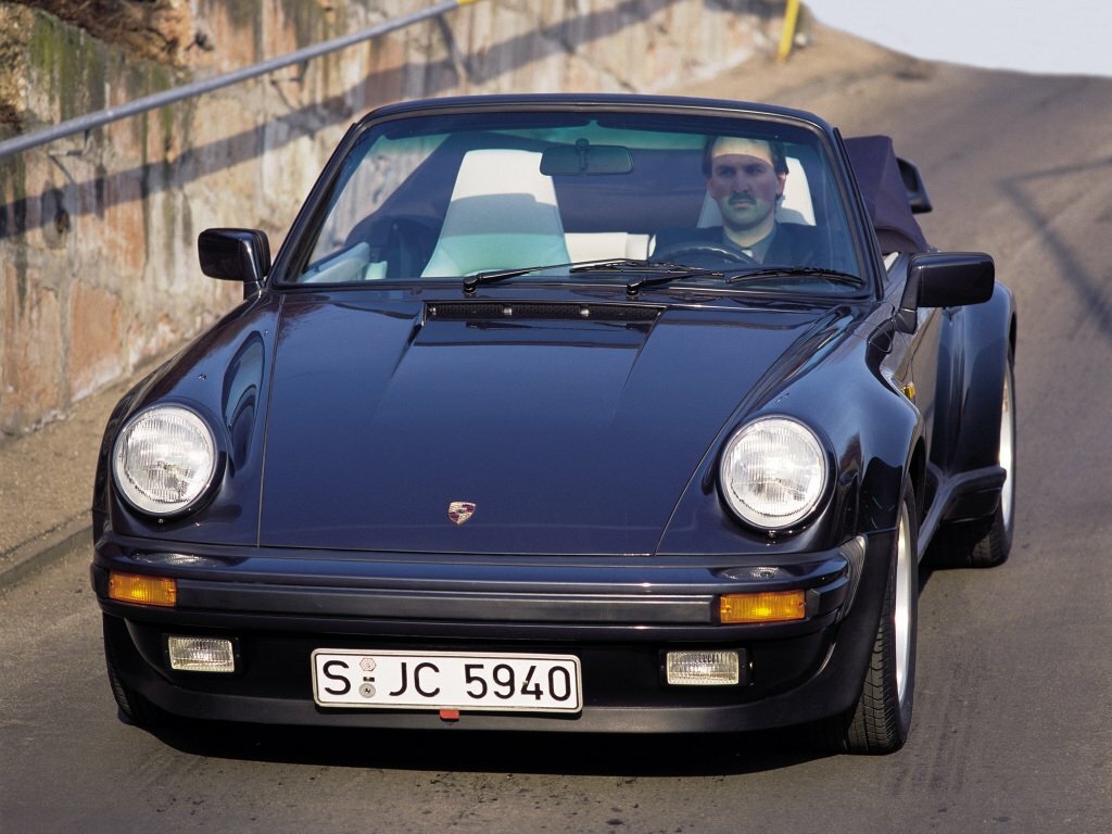 911