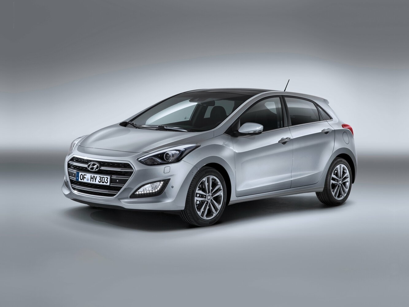 i30