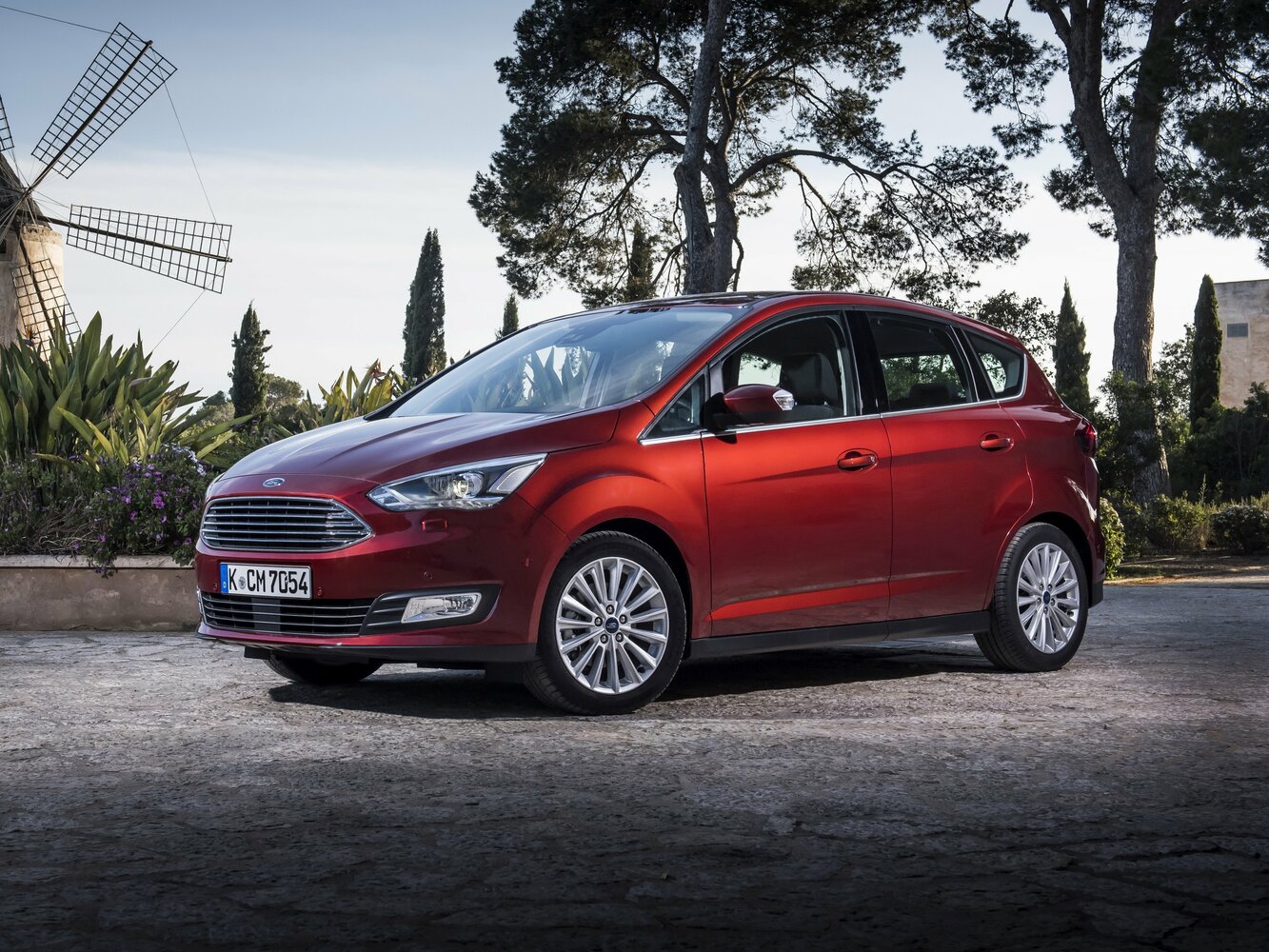 C-MAX