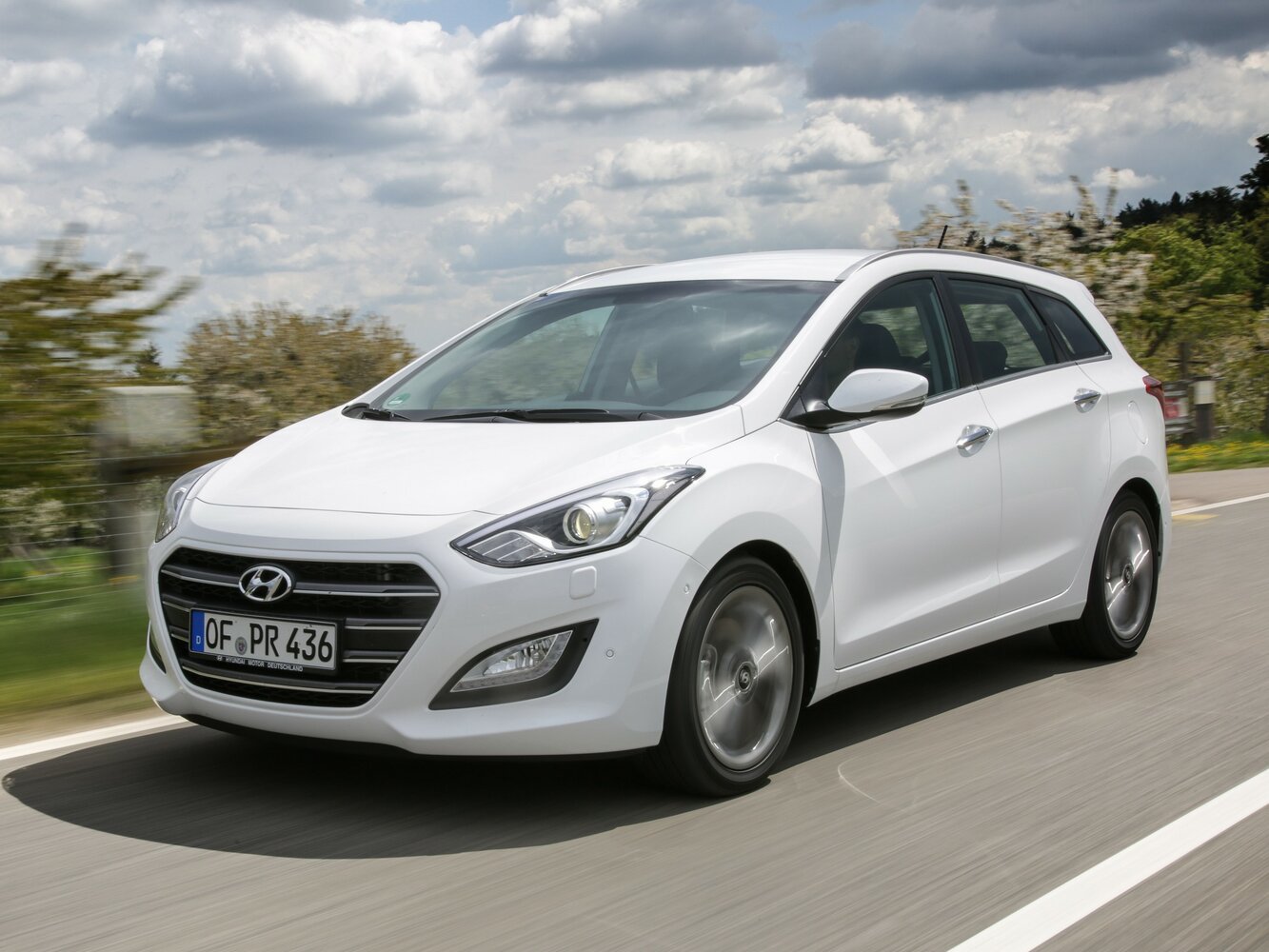 i30