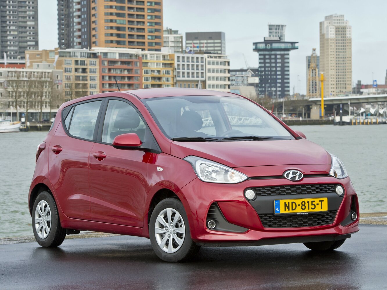 i10