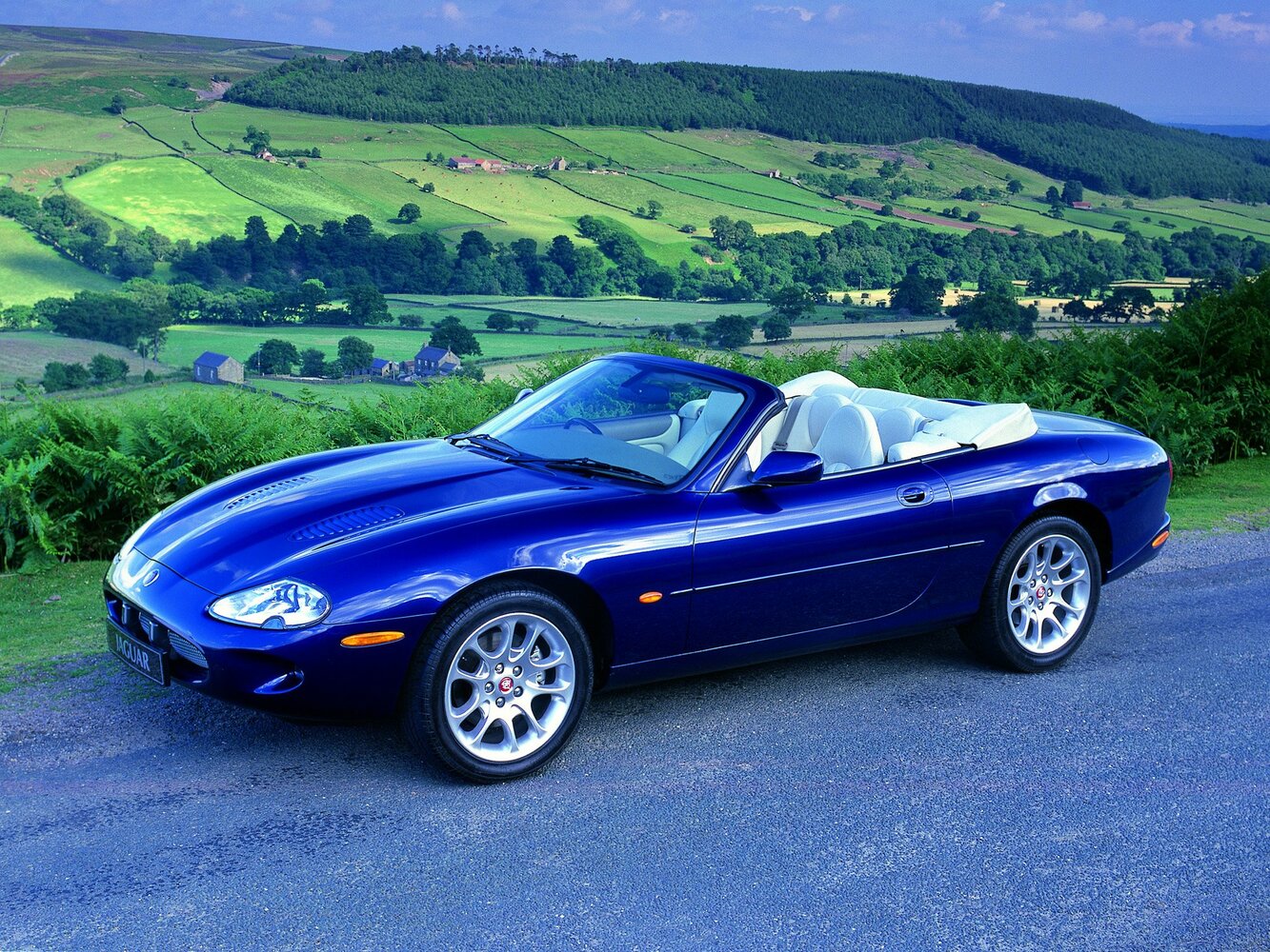 XKR