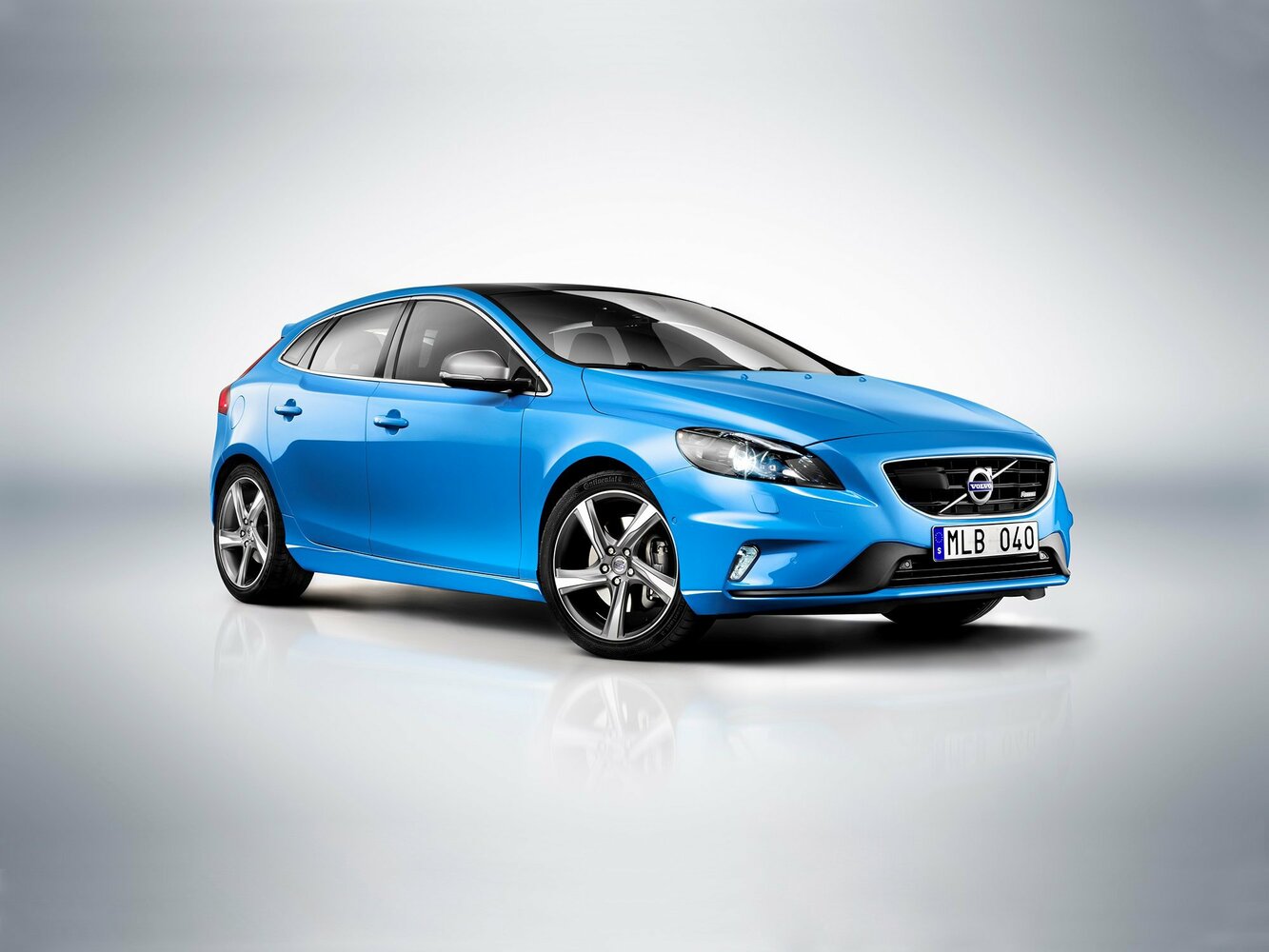 V40